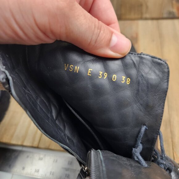 Womens Valentino Garavani Size 8 Eu 38 Leather Quilted Rock Stud Biker Boots - Picture 8 of 13